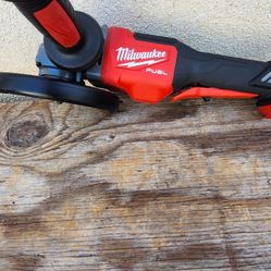 Milwaukee grinder auto stop m18fuel " Tool Only