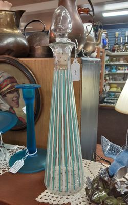 Vintage MCM Kentucky Bourbon Bottle W/Stopper- Located in Shelton