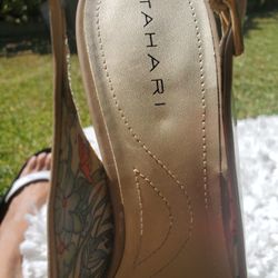 Designer Shoes, Size 7, 10.00 EA