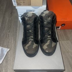 Giuseppe Zanotti Camo Mid-Top Double Zip Sneakers Size 41 w/ Box