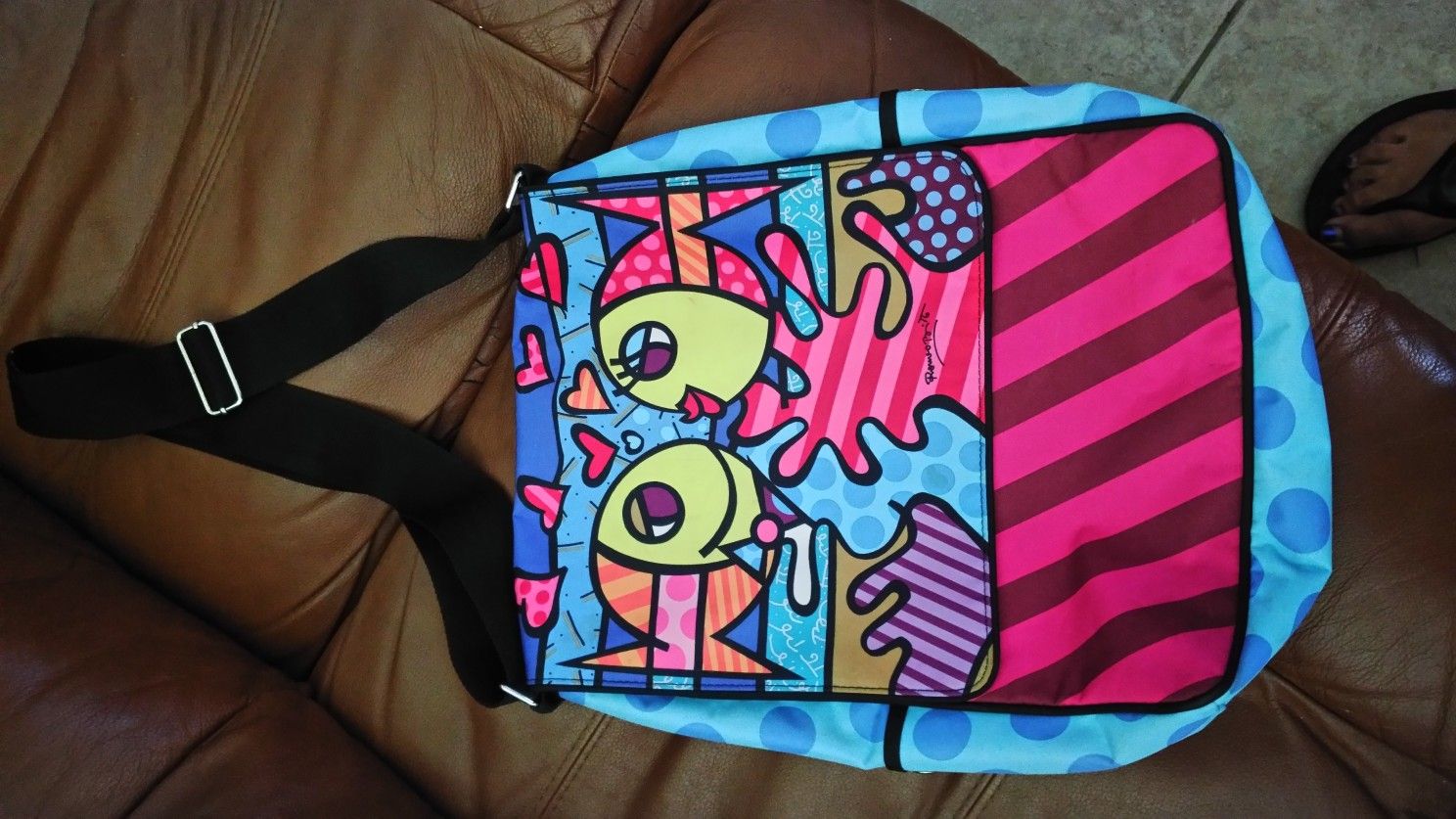 Britto Messenger Bag