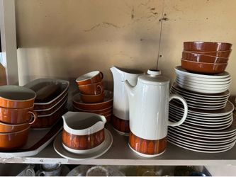 ~ 45pc Vintage Franciscan "Terra Cotta" Dish Set - Mid Century Modern Orange