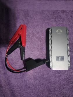 Portable jump starter