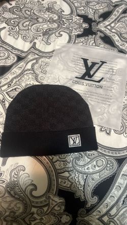 Black Beanie