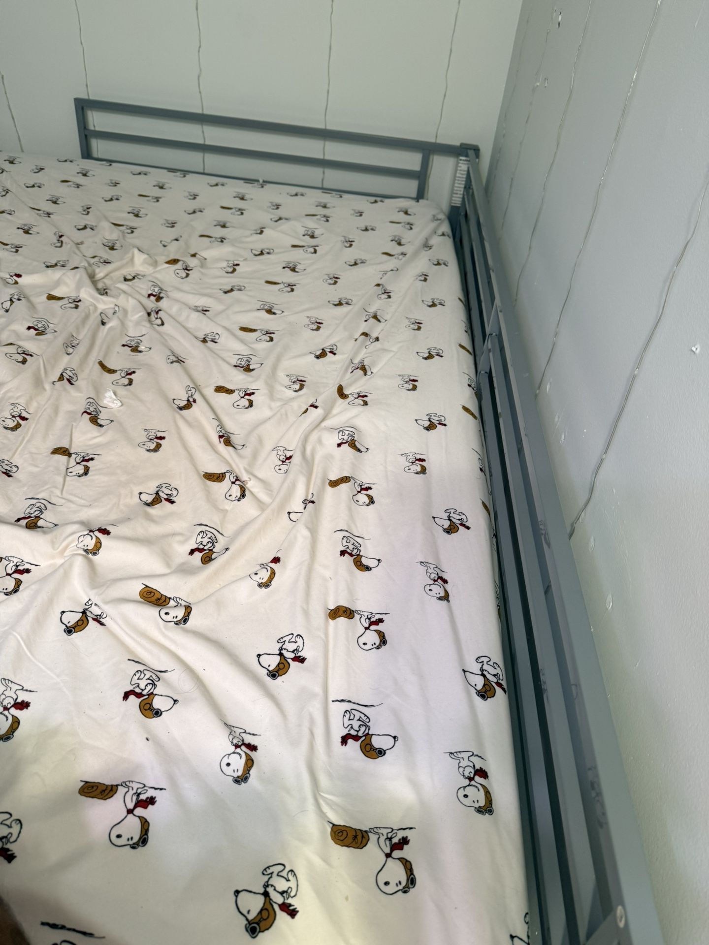 Metal Bunk Bed And Mattresses