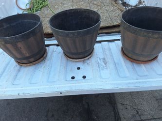 Plant pots