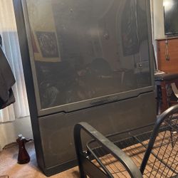 Hitachi Big Screen Tv  50$ 