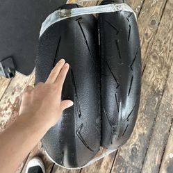 Pirelli Diablo Supercorsa SP V4 Tires Set