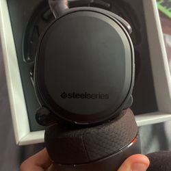 Steel Series Arctis Pro Headphones
