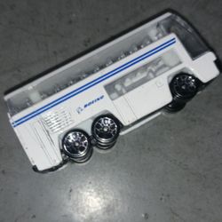 REALTOY Royal Caribbean Intl Cruise Line Transport Bus Die-cast Car RCL RCI VHTF
