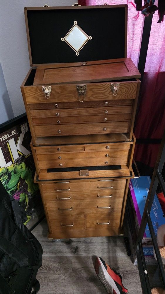 Windsor Design Three Tier Wood Tool Box.