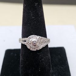 Genuine Diamond Ring 