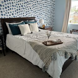 Queen Bed Frame And Nightstand 