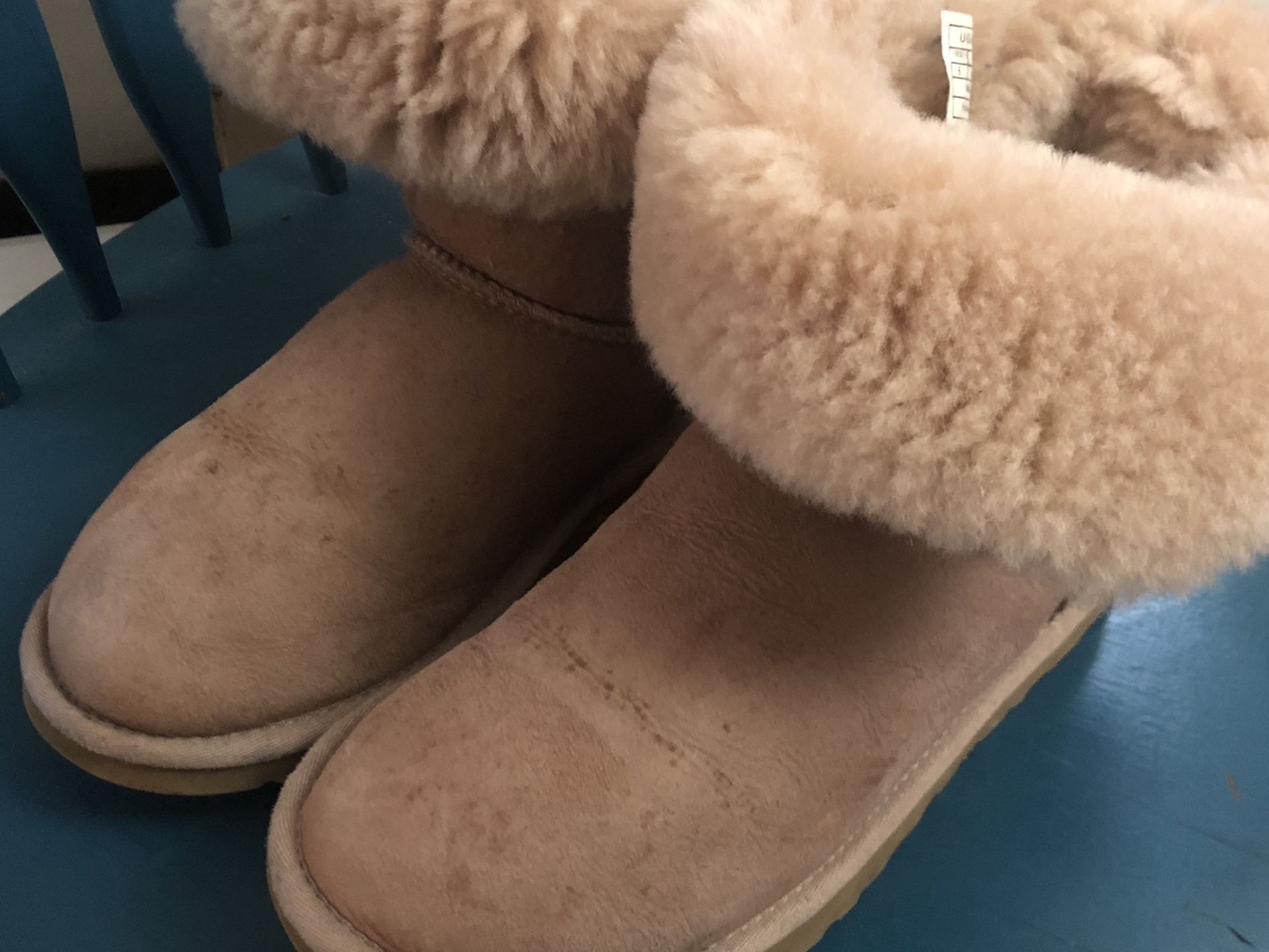 ugg boots. size 6 good condition