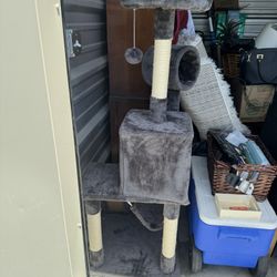 NEW CAT TREE/Litter Box System