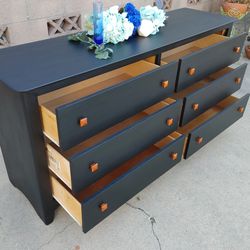 Beautiful Black Modern Dresser