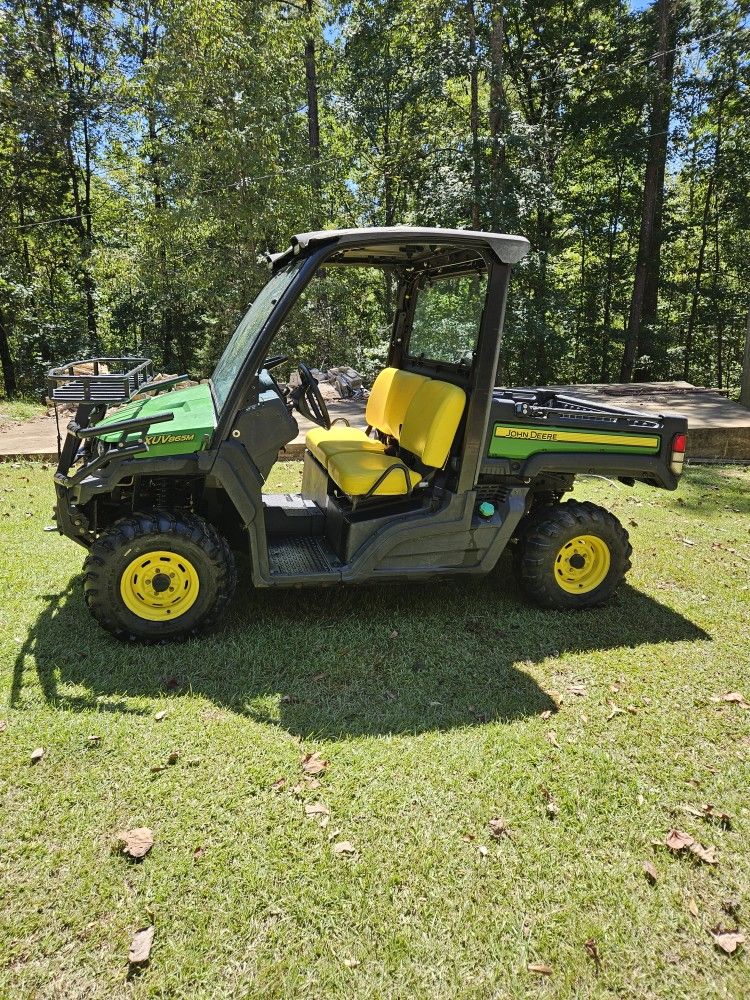 2018 John Deere 865M