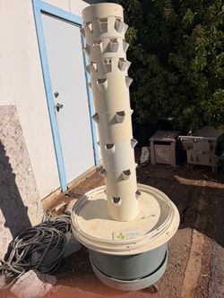 Tower Garden with Support Case Bundle