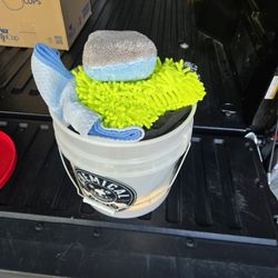 Detailing Supplies 