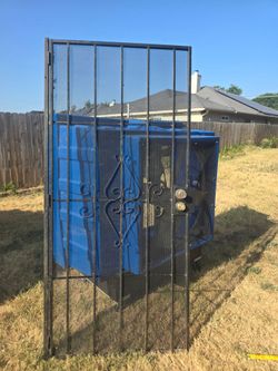 Exterior door screen black  size 36x80