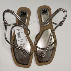 Women’s sandals - Size 8