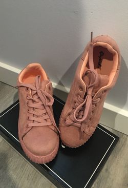 Mauve suede sneakers