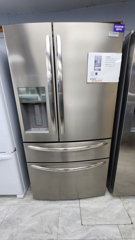 FRIGIDAIRE COUNTER DEPTH 4 DOOR REFRIGERATOR WITH 1YEAR WARRANTY/1AÑO DE GARANTIA POR ESCRITO