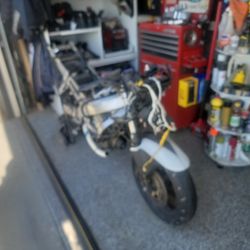 05 Cbr 600
