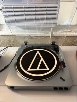 Audio-Technica AT-LP60 Fully Automatic Belt-Drive Turntable – Tested & Working