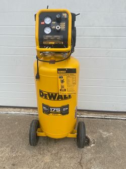 Dewalt 26 gallon