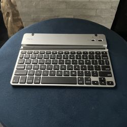 New Zagg iPad / Tablet Portable Keyboard 