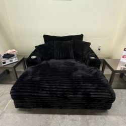 Chaise Lounge