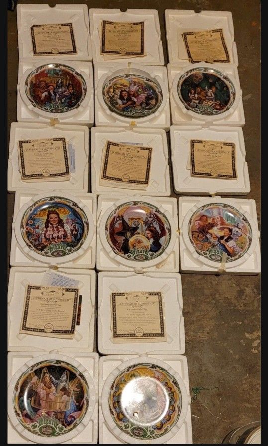 Knowles Wizard Of Oz Musical Moments Collectors Plates (8)