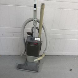 Electrolux Epic Series 3500 SR Upright Vacuum Light Grey Vintage Tested Working