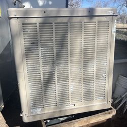 Down flow evaporative cooler