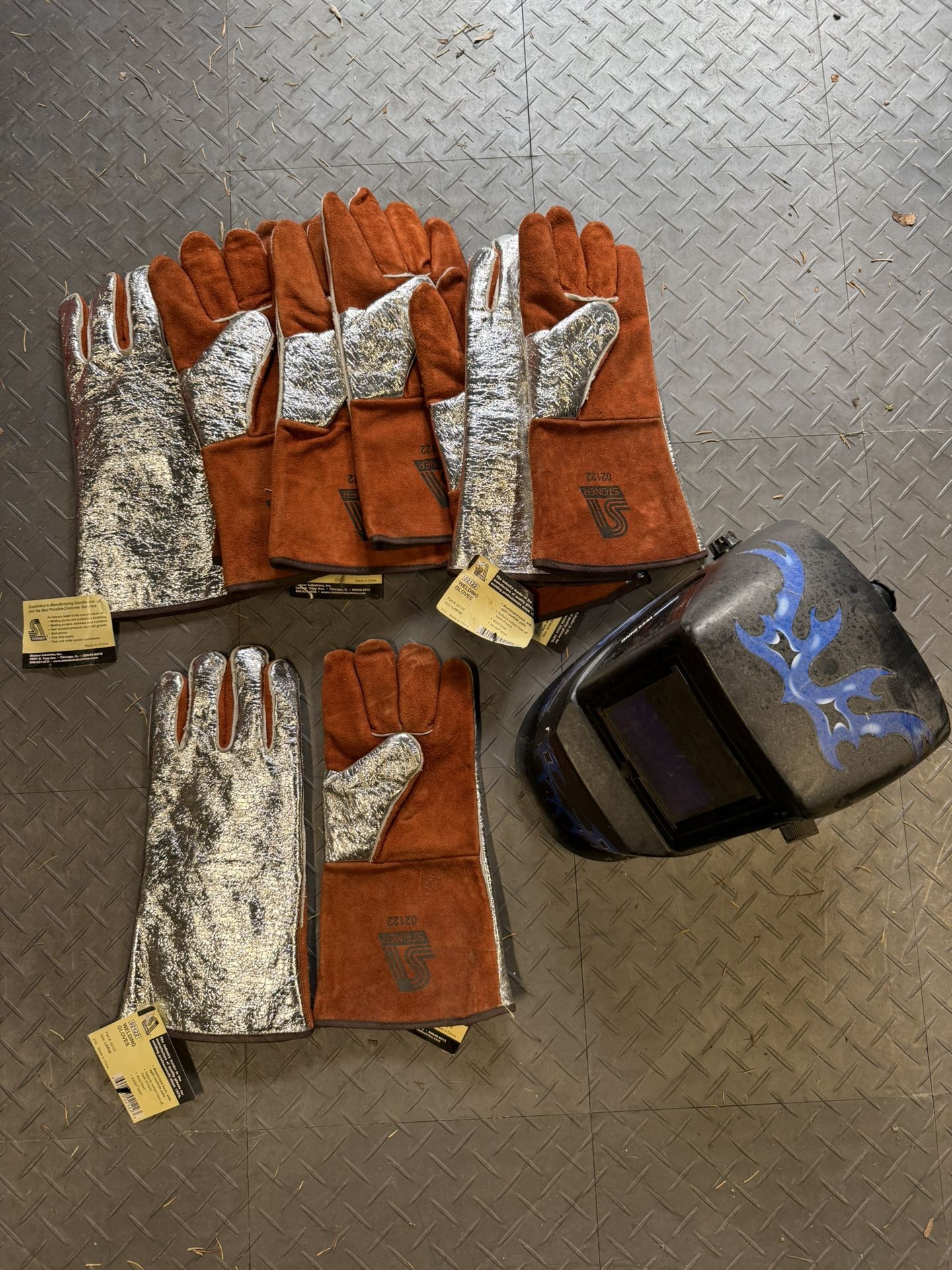Welding Gloves + Mask