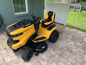 Used cub cadet xt1 new arrivals