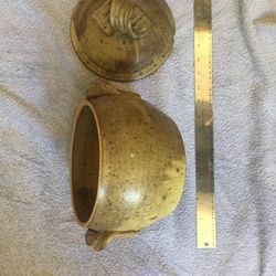 Pottery Bowl With Lid 