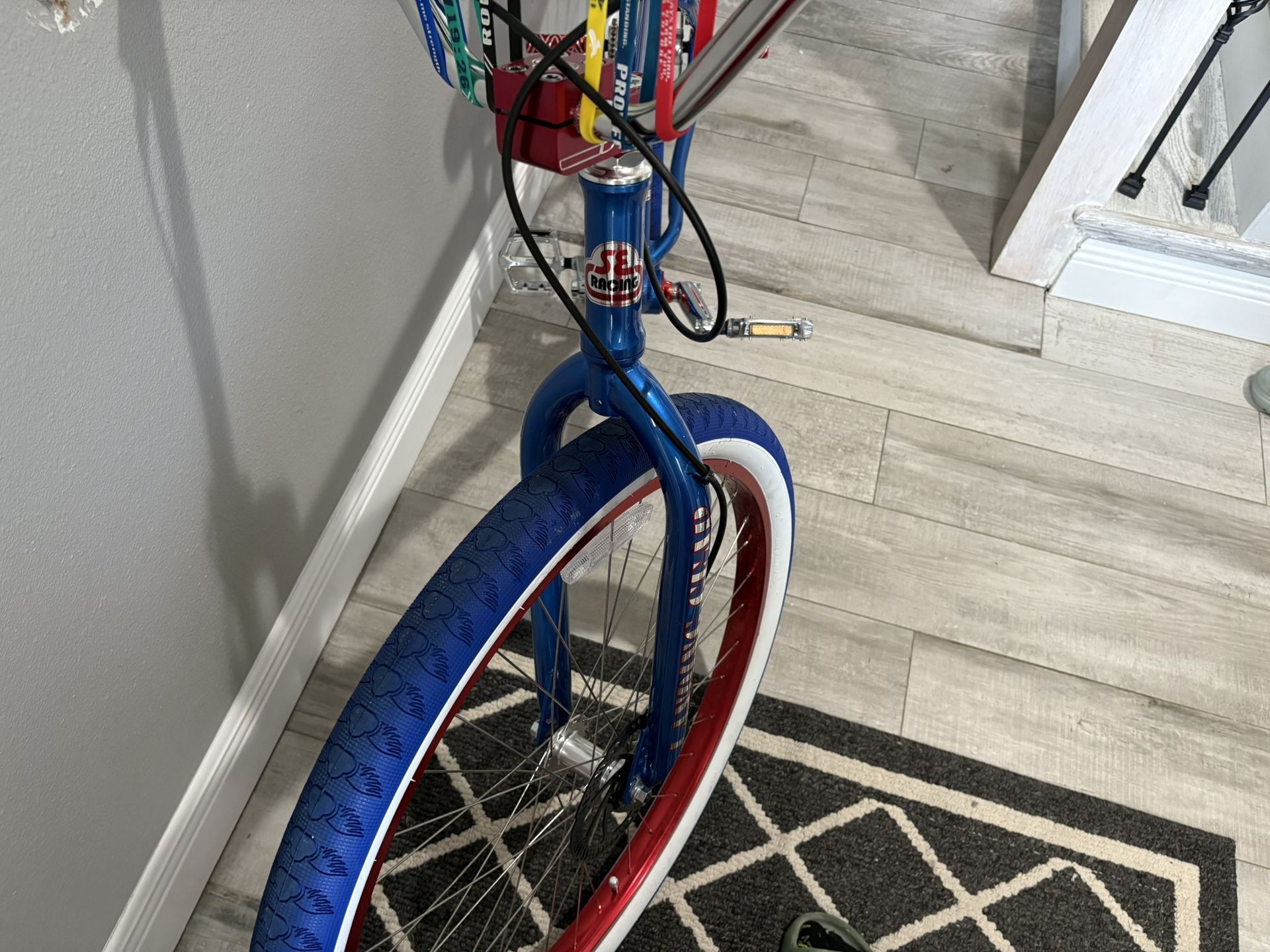 Se Bike Blue Sparkle Only Rode Twice