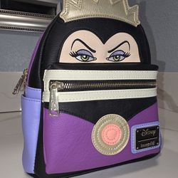NWT Disney Loungefly Villians Evil Queen Cosplay Rare Bag