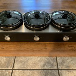 Bella Triple Slow Cooker and Buffet Server for Sale in San Antonio, TX -  OfferUp