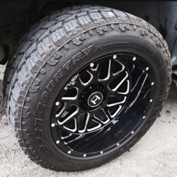 20x12s Hostile Rims Toyos Extremee Tires