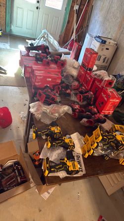 Milwaukee, Dewalt, Craftsman hand tools