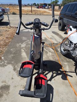Bowflex Max Trainer M5 Elliptical
