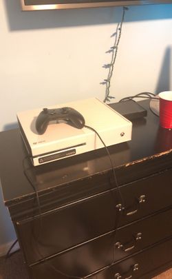 XBOX ONE FOR 100$
