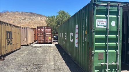 Shipping container