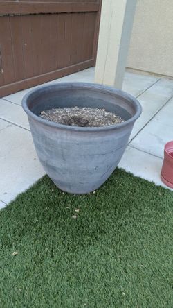 Plastic Pots