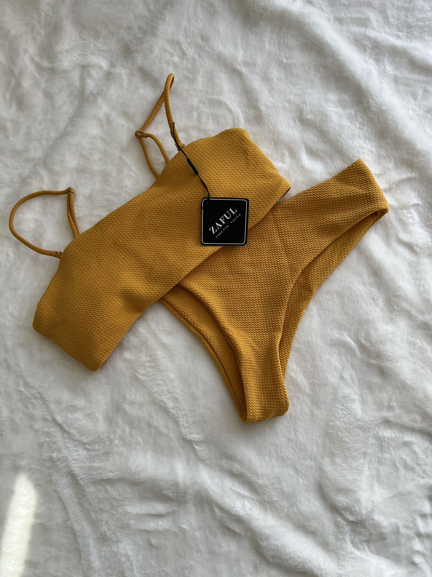 NWT Textured bandeau Bikini