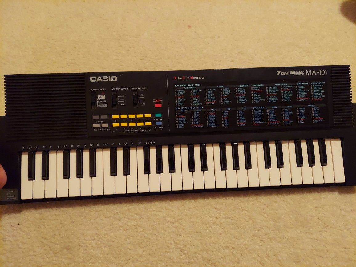 CASIO TONE BANK KEYBOARD MA 101