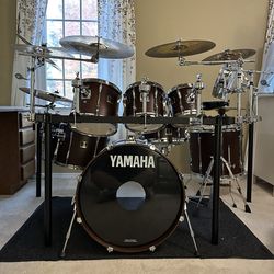 Yamaha Stage Custom drumset  Full pro kit with drums, Zildjian A Customs, Pearl rack, hardware, and cases — all in great/excellent condition.